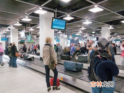 托运化妆品可以超过100ml吗,超过100ml的乳液可以带上飞机吗 100ml的乳液可以托运吗