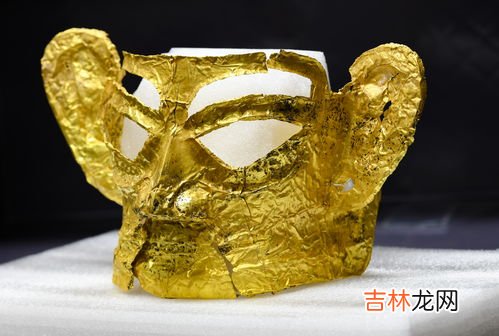 金面具是三星堆出土的吗,三星堆黄金面具盲盒是什么材质的