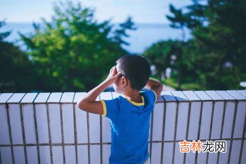开窍晚的孩子的表现有哪些,小孩开窍晚的表现