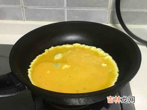 脆豆腐是什么做的,脆皮豆腐外皮脆里面嫩，用什么豆腐制作的？要注意什么？