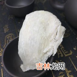 燕窝为什么那么贵,燕窝为何在市场上的价格如此昂贵？