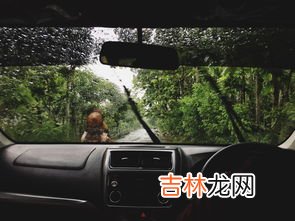 雨刮器刮不干净有水纹怎么办,雨刮器刮不干净有水纹