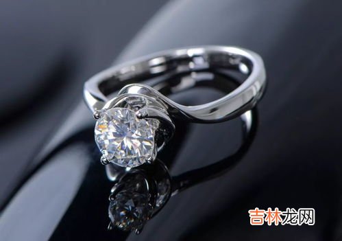 莫桑钻和钻石的区别,莫桑钻和钻石的区别