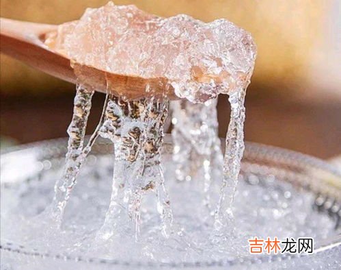 雪燕泡后不拉丝一坨一坨的,雪燕炖好吃起来黏糊糊的假的吗?