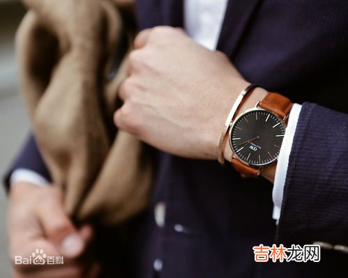 如何调节DW手表表带,DW手表怎么调表带长度？