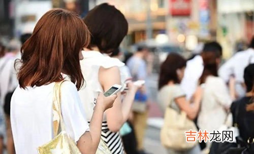 站着不动和走路哪个更累,走路比站着耗费体力吗？