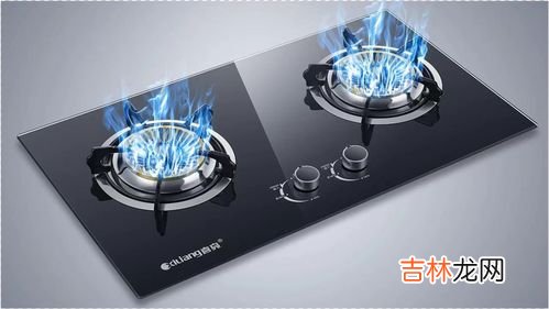 燃气灶自己接还是燃气公司接,燃气灶必须是铜炉头燃气公司才给接吗？