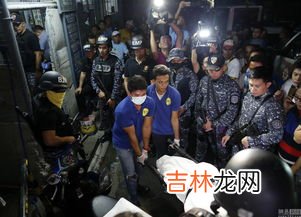监狱里面的囚犯一天工作几个小时,4个多月的犯人在监狱里面都是做什么工作的?