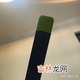 电子烟和香烟的区别,哪个危害大,电子烟和真烟哪个危害大电子烟和传统香烟有什么区别