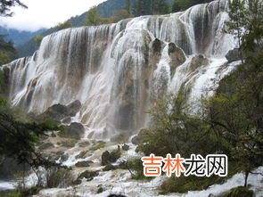 珍珠滩瀑布在哪里,您知道电视剧《西游记》片尾中，唐僧师徒牵马涉水的地方是哪儿吗