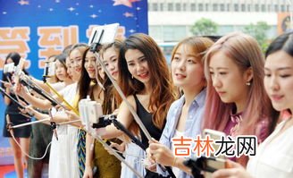 想做网红怎么找团队,怎么联系网红合作呢？