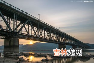 钱塘江大桥建于哪一年,钱塘江大桥介绍？