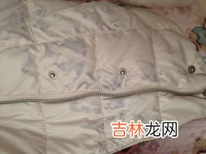 白色衣服串洗被染色了怎么洗掉,衣服串洗被染色了怎么洗掉