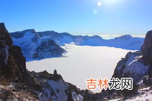 白山市到长白山风景区有多少公里,白山市到长白山应该怎么去？现在长白山能上去吗？