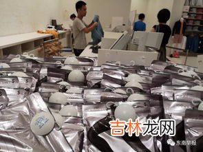 解扣器怎么用,没有解扣器怎么取被子固定器