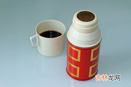 保温杯里茶渍怎么去除,保温杯怎么清洗茶垢