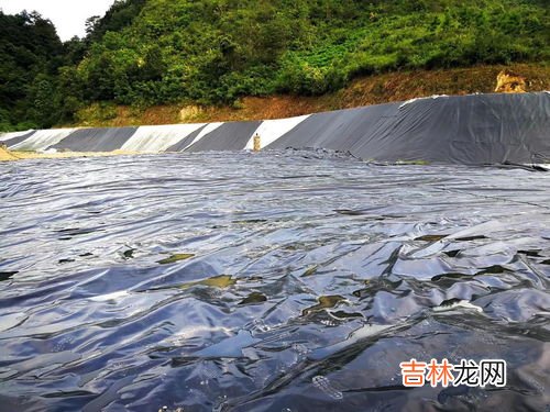 沼气池怎么产生沼气,沼气是怎么产生的？