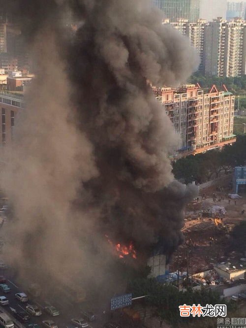 发生火灾后浓烟通常距离地面多少厘米,发生火灾时喷出的黑烟离地面多少厘米？