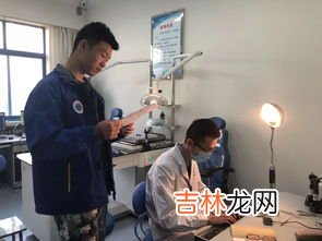 空军体检为什么摸睾丸,当兵体检捏睾丸干什么？医生捏的很重，然后叫被捏的人咳嗽