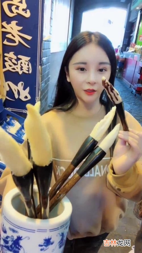 为什么女的身上那么香,有的女人身上为什么那么香？她们用的什么呢？