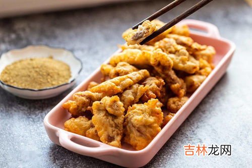 炸肉用什么淀粉,五花肉用什么粉炸才会酥香不回软？制作时需要注意什么？