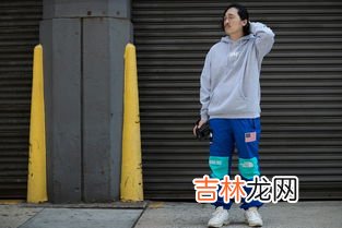 为什么清洁工穿橙色衣服,清洁工穿橘黄色衣服是为了什么