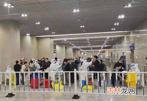 合肥机场到高铁站要多久,合肥南站到新桥机场要多久?
