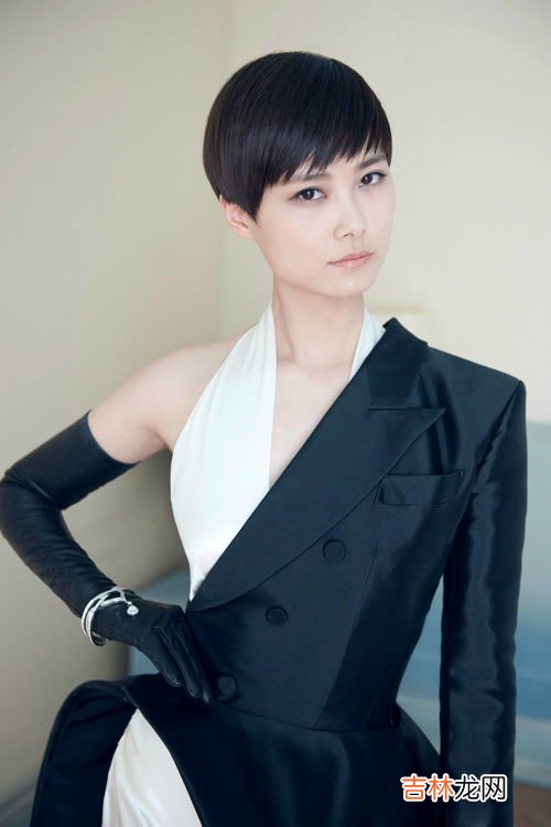 李宇春为什么没有绯闻,气场全开的李宇春,为什么出道多年却没什么黑料?