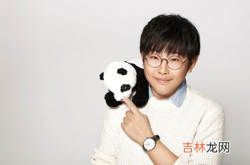 侯祥为什么长不大,《家有儿女》中黄飞鸿,9岁停止发育35岁还演小孩,他到底怎么了?