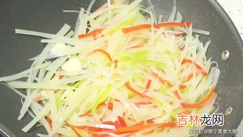 饭店土豆丝为什么很脆,土豆吃起来脆脆的是不是没熟