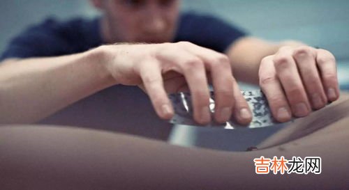 探索不同风格的男士手表,手表品牌排行榜中哪个牌子的手表设计比较独特？