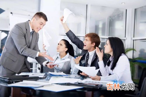 领导为什么对你更严格,为什么领导对下属都很严厉？