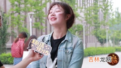 女孩子为什么会长腿毛,为什么女生的腿毛很长？
