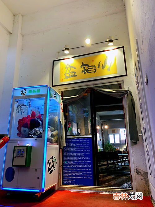 为什么熟人都不来你店里买东西,为什么熟人都不来店里买东西