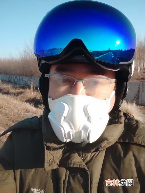近视滑雪镜怎么戴,戴眼镜的人如何佩戴滑雪眼镜?