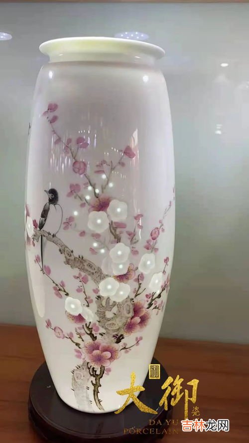 景德镇四大名瓷指的是哪四种,景德镇的四大传统名瓷是什么？