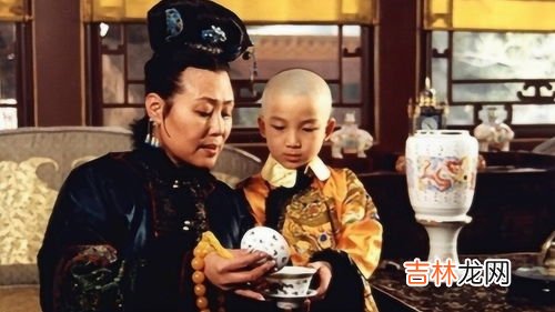 孝庄为什么压不住鳌拜,孝庄皇太后为什么之前不允许康熙除鳌拜