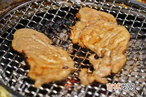 日式烤肉和韩式烤肉的区别,韩国烤肉和日本烧肉，为什么两者消费差距这么大？