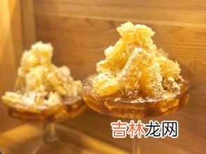 蜂巢为什么嚼不烂,蜂巢的功效与作用是什么？在食用蜂蜜时要注意些什么问题？