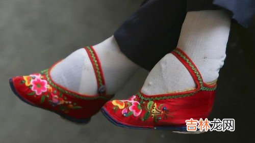 裹脚的由来,为什么裹脚?