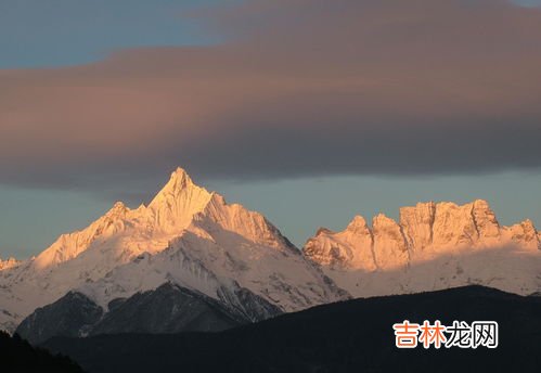 藏传佛教四大神山,梅里雪山和玉龙雪山哪个更值得去？