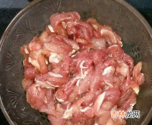 腌制肉长白霉怎么办,自己腌制的酱肉有点发霉能否吃