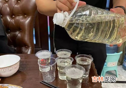 白酒优级和一级有什么区别,优级酒与一级酒的区别是什么？