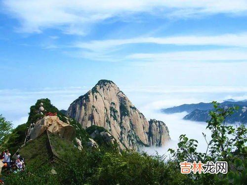 夏天华山山顶冷吗,夏天去华山要准备什么东西？有人说上山要穿羽绒服的，真有那么冷吗？