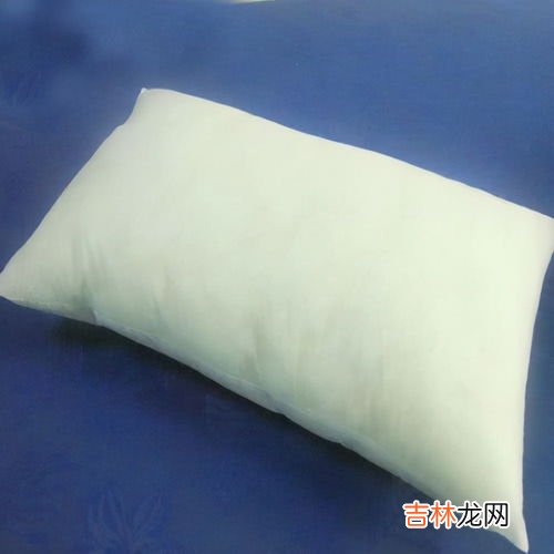 为什么枕头会发黄,枕头发黄怎么回事?