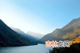 泸沽湖的海拔高度是多少千米,泸沽湖海拔