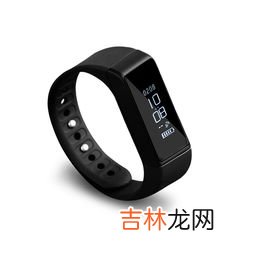 运动手表和手环哪个实用,刚报了一年的健身房，有个小问题在纠结 买运动手表好还是运动手环好？