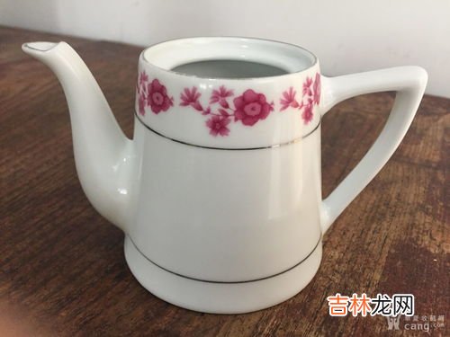 茶壶上为什么有个小孔,茶壶盖上的小孔有什么用？