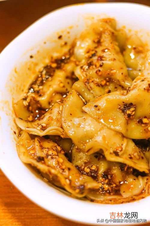 钟水饺和水饺的区别,中餐厅3里的“钟水饺”,和普通水饺到底有什么区别,凭什么它卖的那么贵?