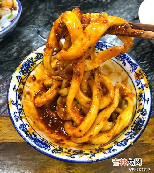 钟水饺和水饺的区别,中餐厅3里的“钟水饺”,和普通水饺到底有什么区别,凭什么它卖的那么贵?